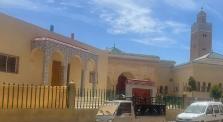 ويسلان مسجد الفردوس: من يريد الإساءة لفقهاء اجلاء بهذا النوع من المعاملات. هل هو تسول أم احسان عمومي؟