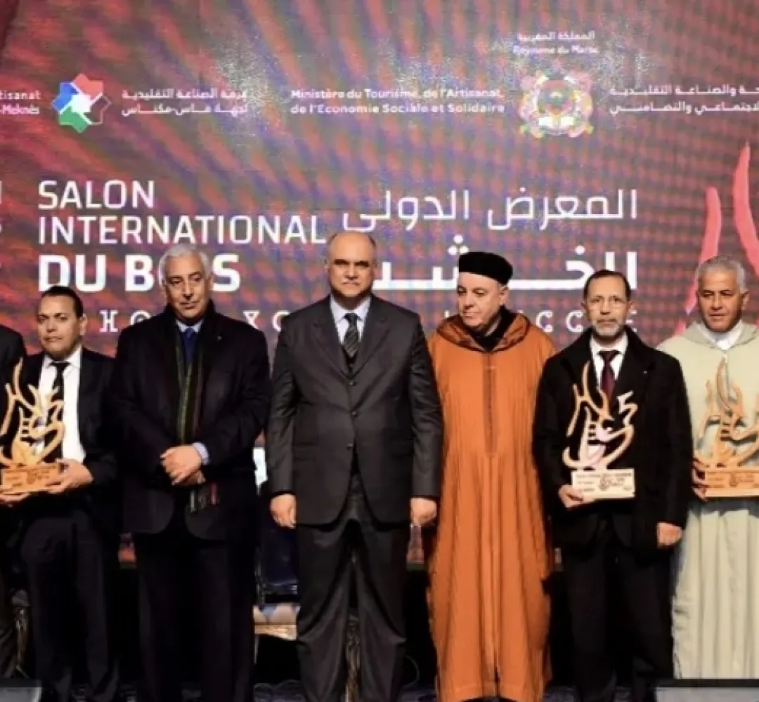 افتتاح فعاليات الدورة 5 من المعرض الدولي للخشب بمكناس تحت شعار "فن الخشب تراث يربط الماضي بالحاضر". وتهدف هذه التظاهرة، التي تنظمها غرفة الصناعة التقليدية