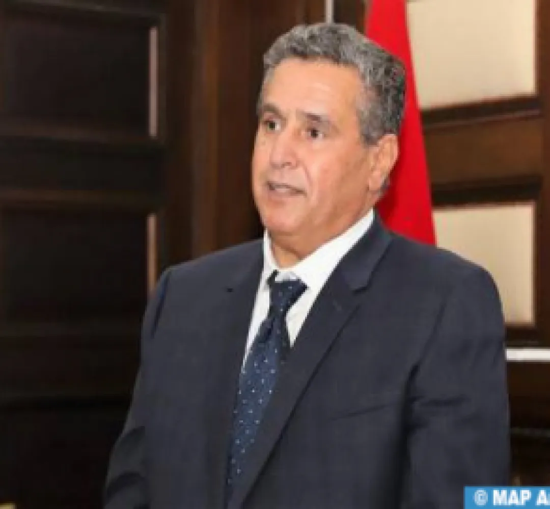 اتفاق بين الحكومة والمركزيات النقابية يهم زيادة عامة في أجور العاملين بالقطاع العام بمبلغ 1000 درهم شهريا