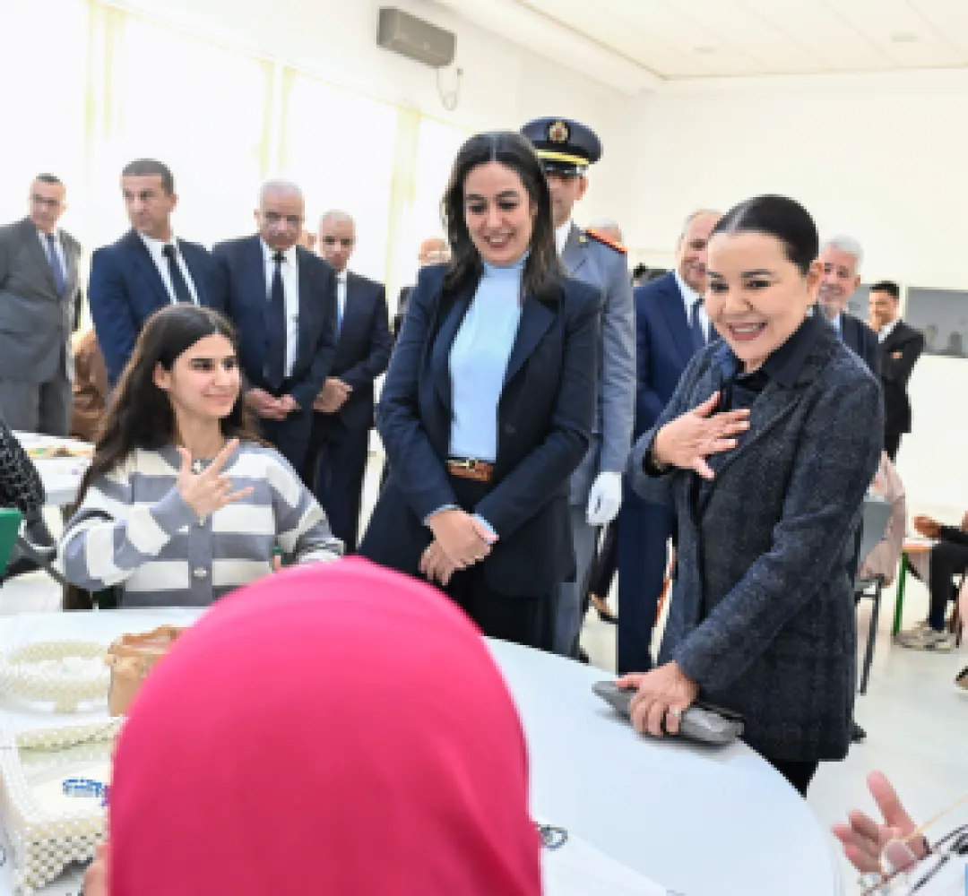 صاحبة السمو الملكي الأميرة للا أسماء تدشن مركز ” الأميرة للا أسماء ” بمكناس، قطب جهوي للتميز من أجل تكفل شامل بالأطفال الصم وضعاف السمع
