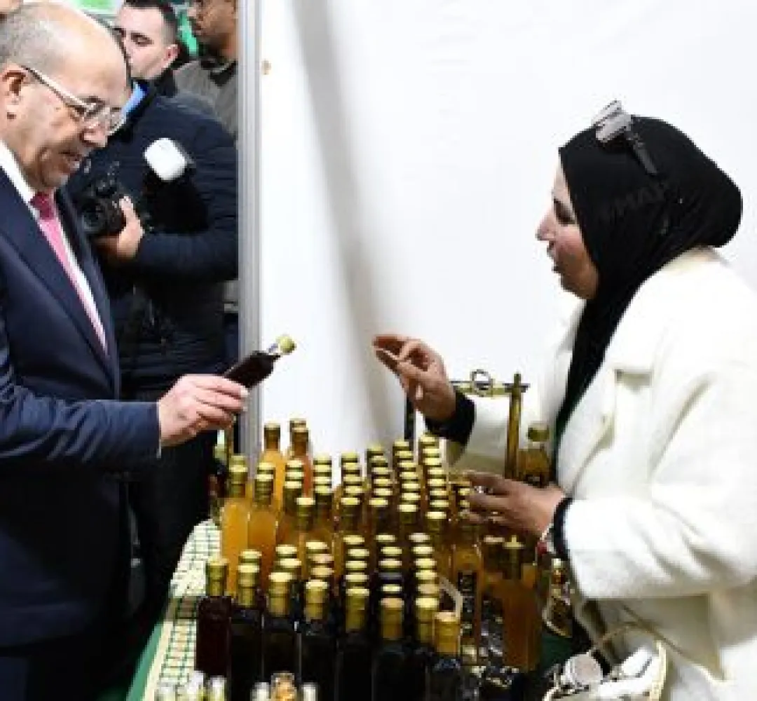 السيد البواري يفتتح فعاليات الدورة الثالثة للمعرض الوطني للزيتون بوزان