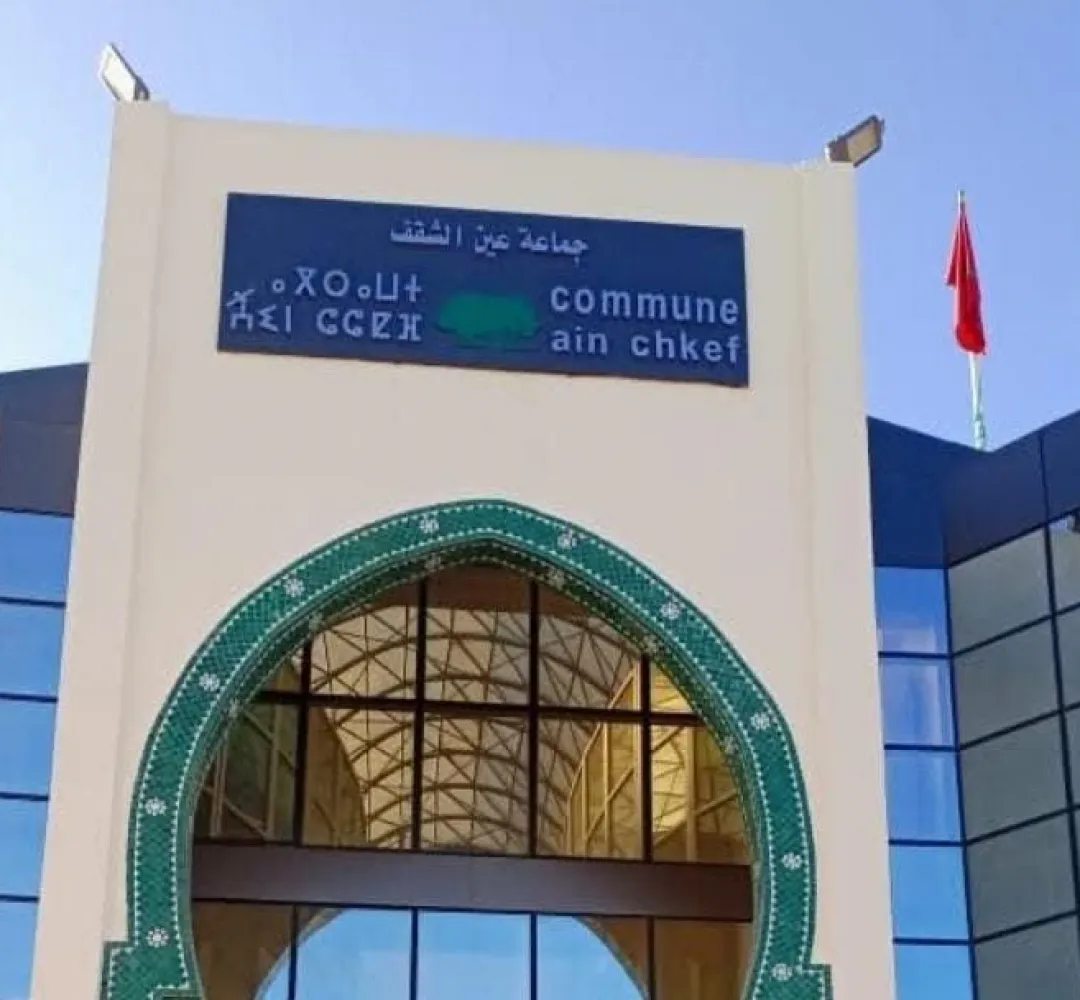 تحت غطاء الجمعيات.. رئيس عين الشقف يُهدي الملك العمومي لـ "المحظوظين"